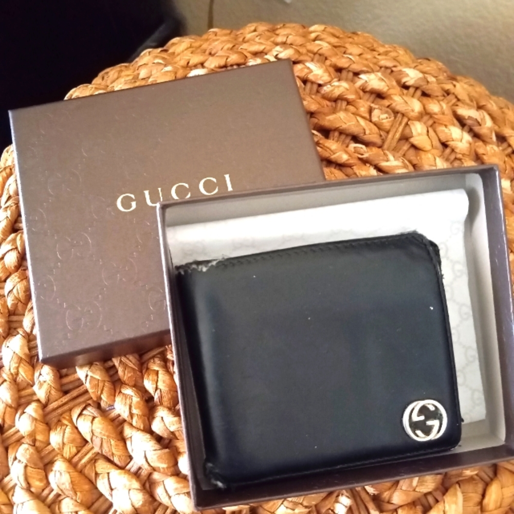 Authentic Gucci Wallet
